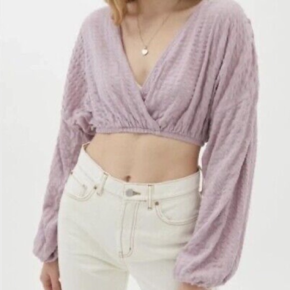 Urban Outfitters Purple Puff Sleeve Crop Blouse - Picture 1 of 3